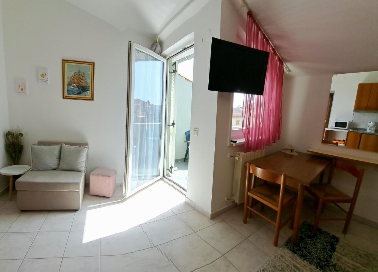 Studio Apartman Olivera Rovinj Luaran gambar
